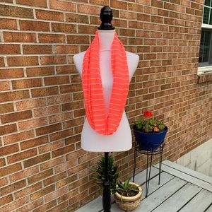 💰5/$25💰American Eagle Outfitters Neon Coral & White Stripe Infinity Scarf AEO